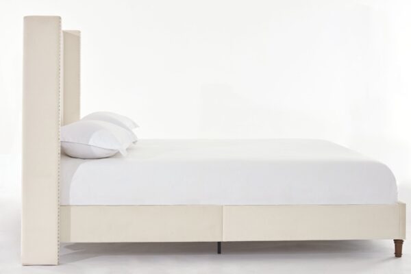 Peyton - King Bed Upholstered With High Headboard, Traditional Hand Buttoned Tufting - Ivory Velvet