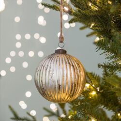 Christmas Ball Ornaments, Glass Decorative Hanging Ball Christmas Tree Ornaments For Holiday Party Decorations (Set of 4) - Silver