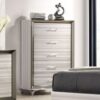 Star - Chest - White - Image 6