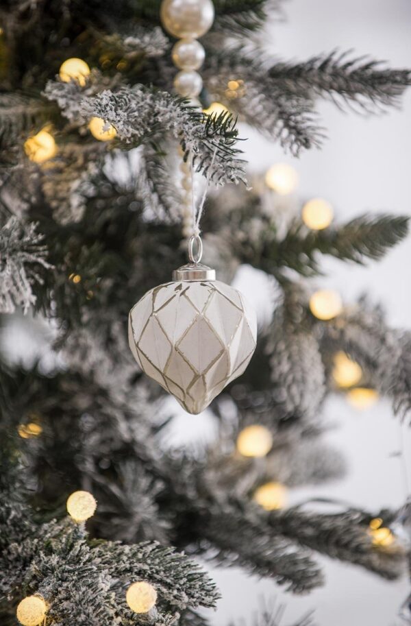 Christmas Ball Ornaments, Decorative Hanging Ball Christmas Tree Ornaments For Holiday Decorations (Set of 12) - White