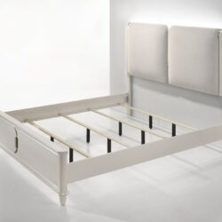 Laveda - Boucle Eastern King Bed With LED - Light Gray / White