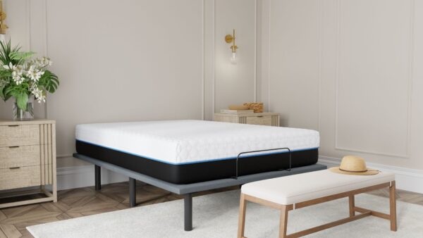 Copper Lux - 14" King Plush Memory Foam Mattress With Phase Change Cooling Fabric - White / Gray