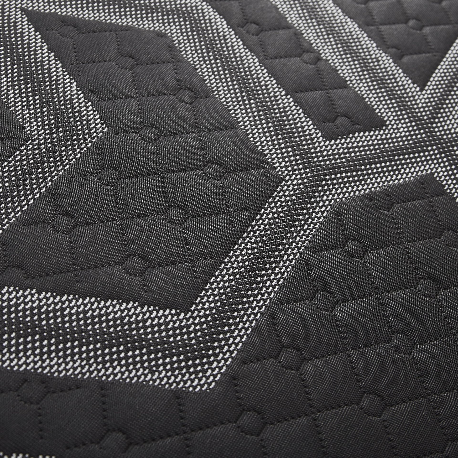 10" Full Smooth Top Foam, Lux Firm Mattress - Black - Image 4