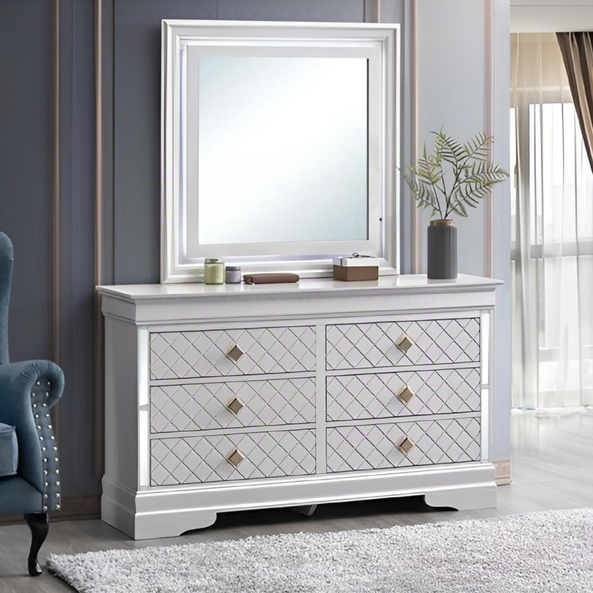 Verona - Dresser With Gold Handles And Faux Crystal Accents - White - Image 2