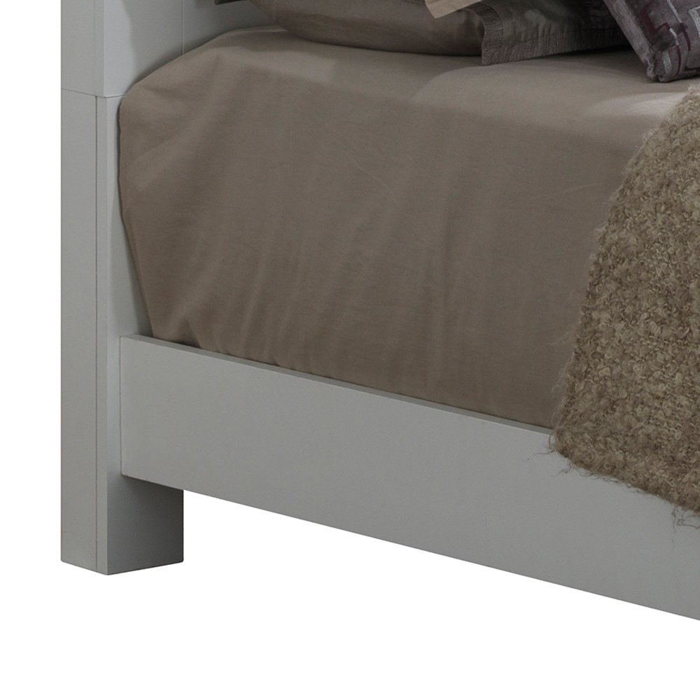 Twin Elegant Transitional Bed For Comfort - White - Image 5