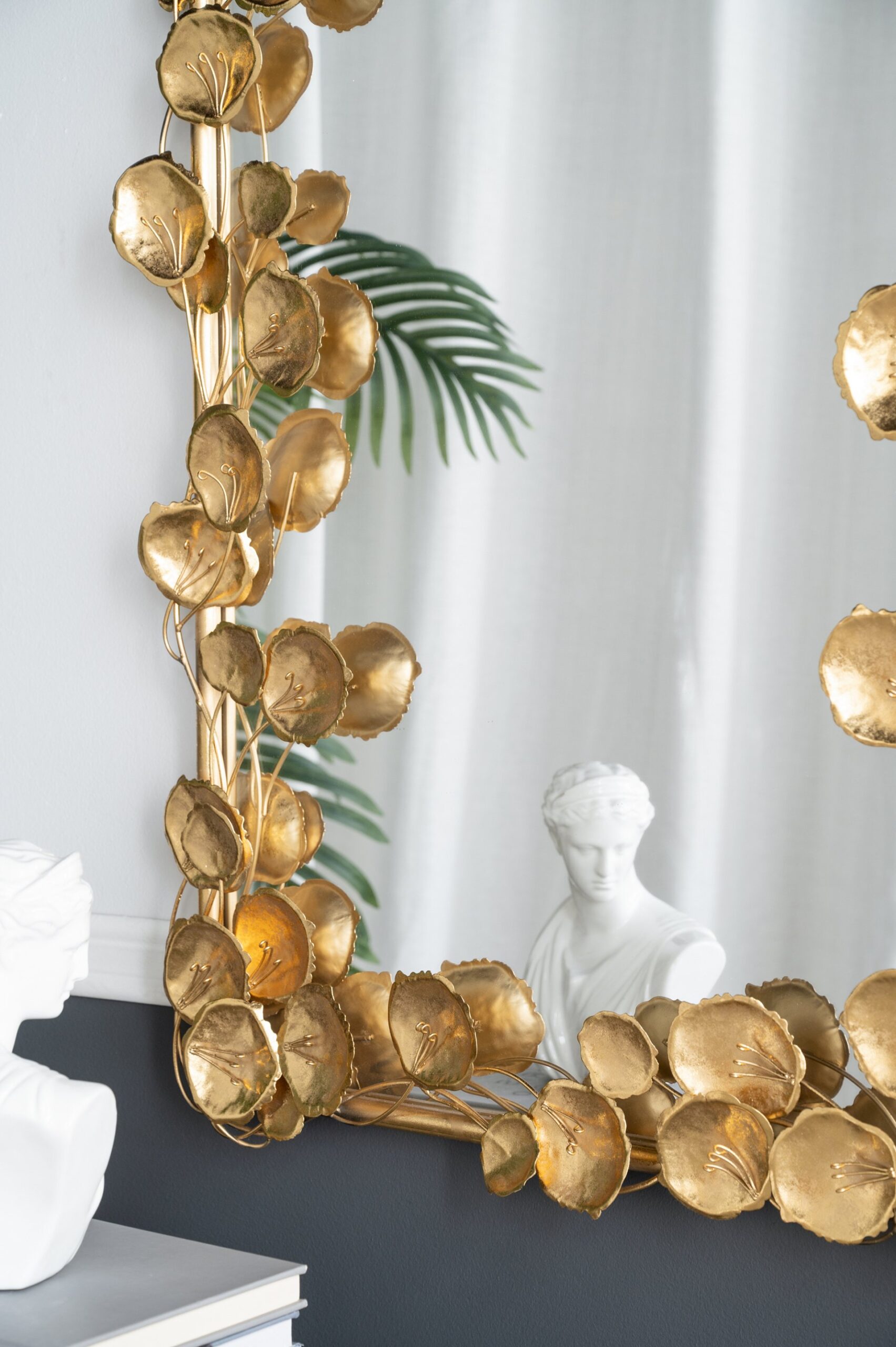 Full Length Mirror With en Leaf Accents, Floor Miiror For Living Room Bedroom - Gold - Image 7