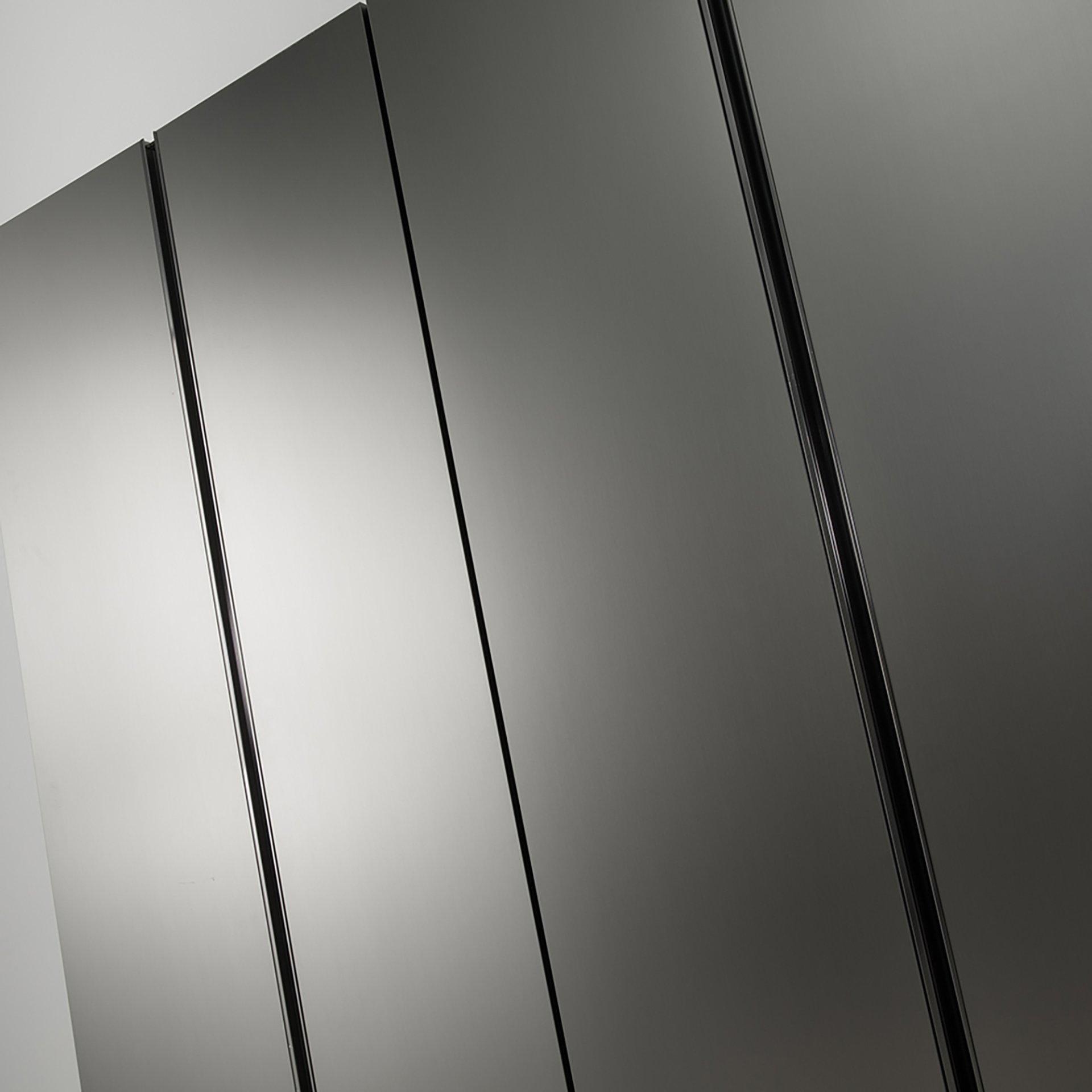 Nova - Series Garage Cabinet Set B With Soft Closing Mechanism And Water Resistant - Metallic Gray - Image 3