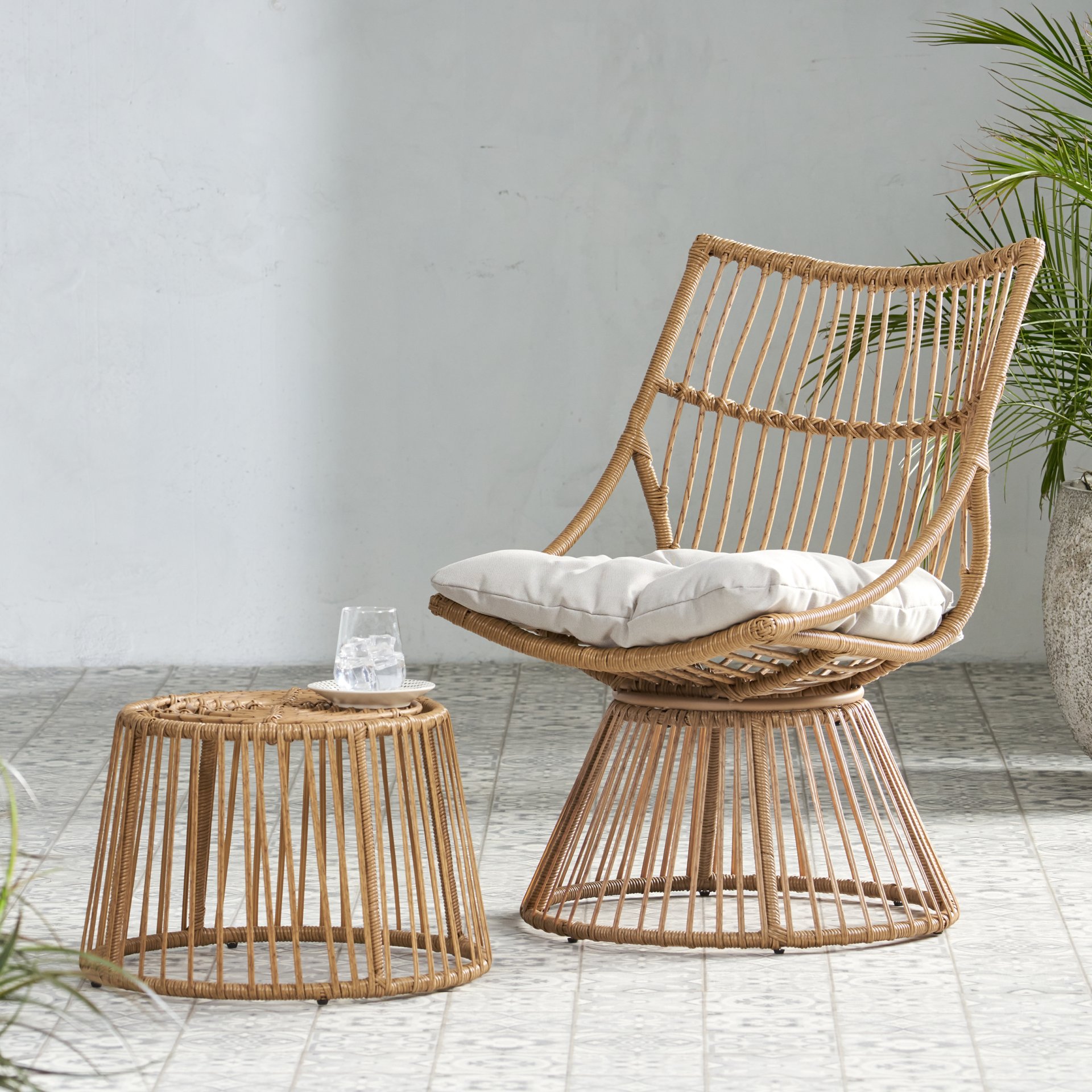 2 Piece Rattan Patio Set With Club Chair And Side Table - Beige / Light Brown - Image 2