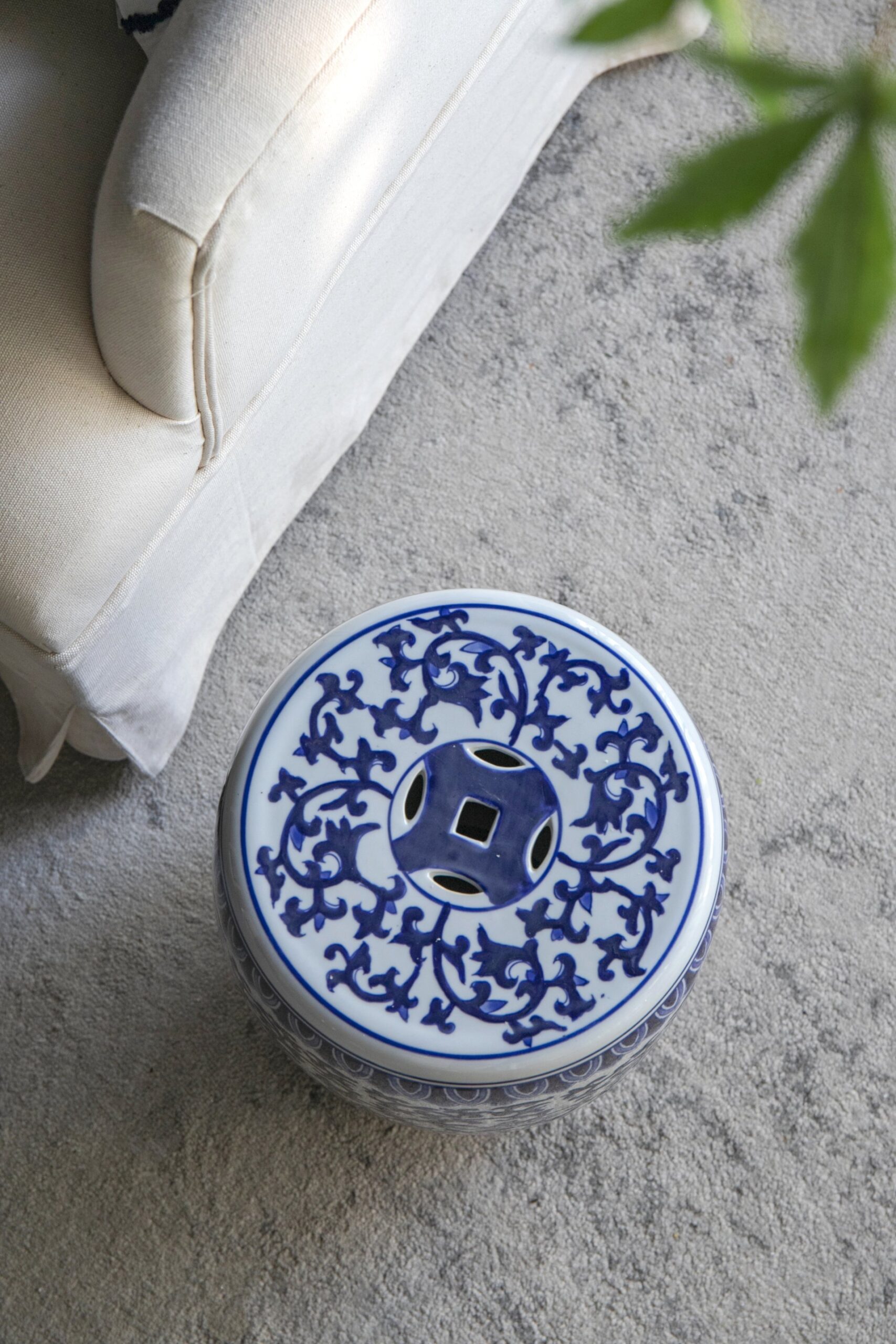 Ceramic Garden Stool, Small Side Tabel - White / Blue - Image 7
