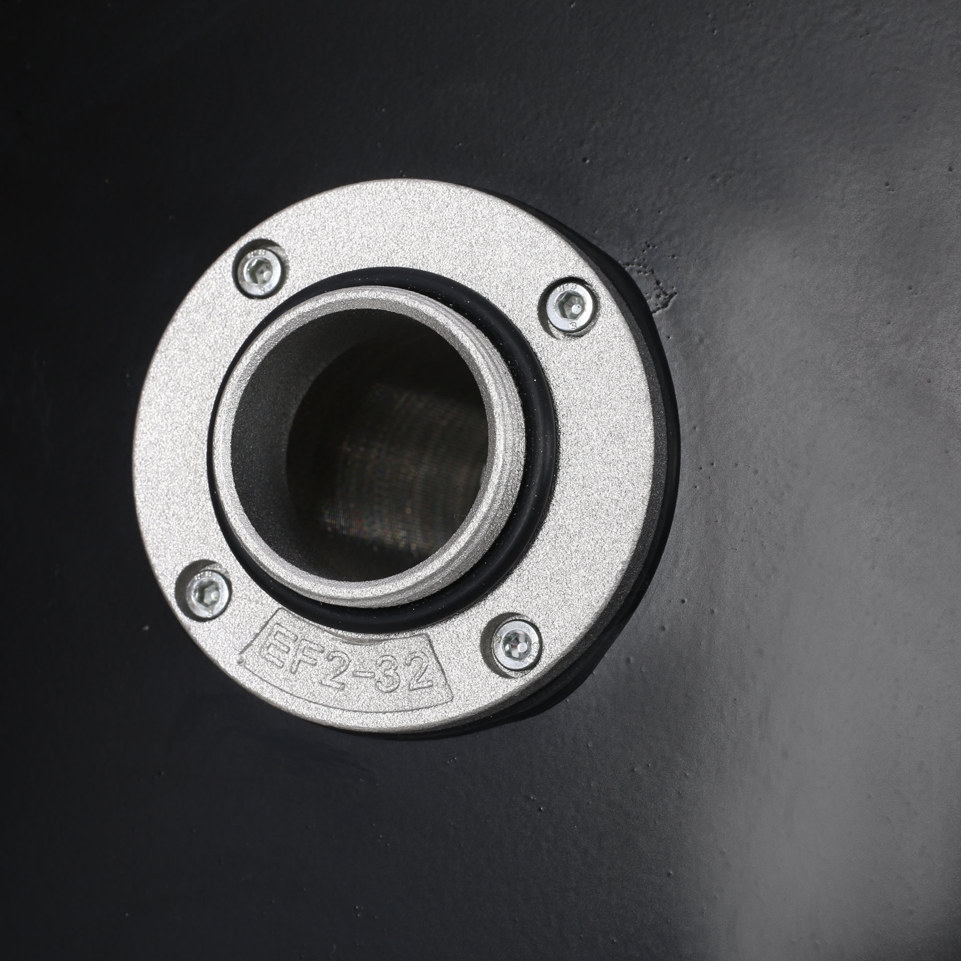 Heavy Duty 5 Gallon Steel Hydraulic Fluid Reservoir Tank With Mounting Foot, 14 Gauge - Black - Image 12