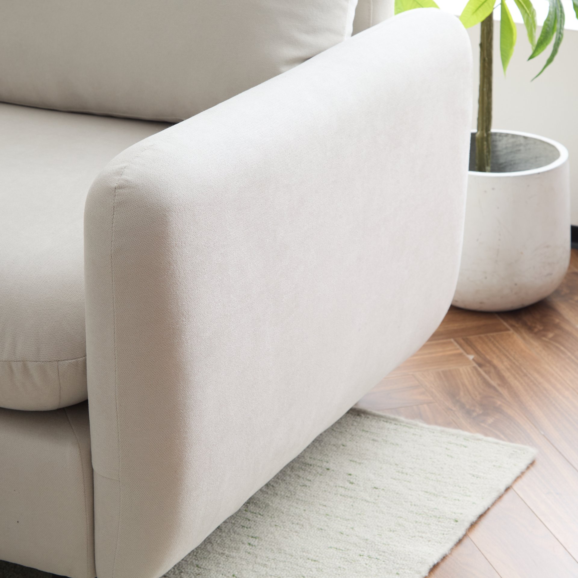 4 Piece L Shaped Modular Free Combination Sectional Sofa Couch For Living Room And Spacious Space - White - Image 11