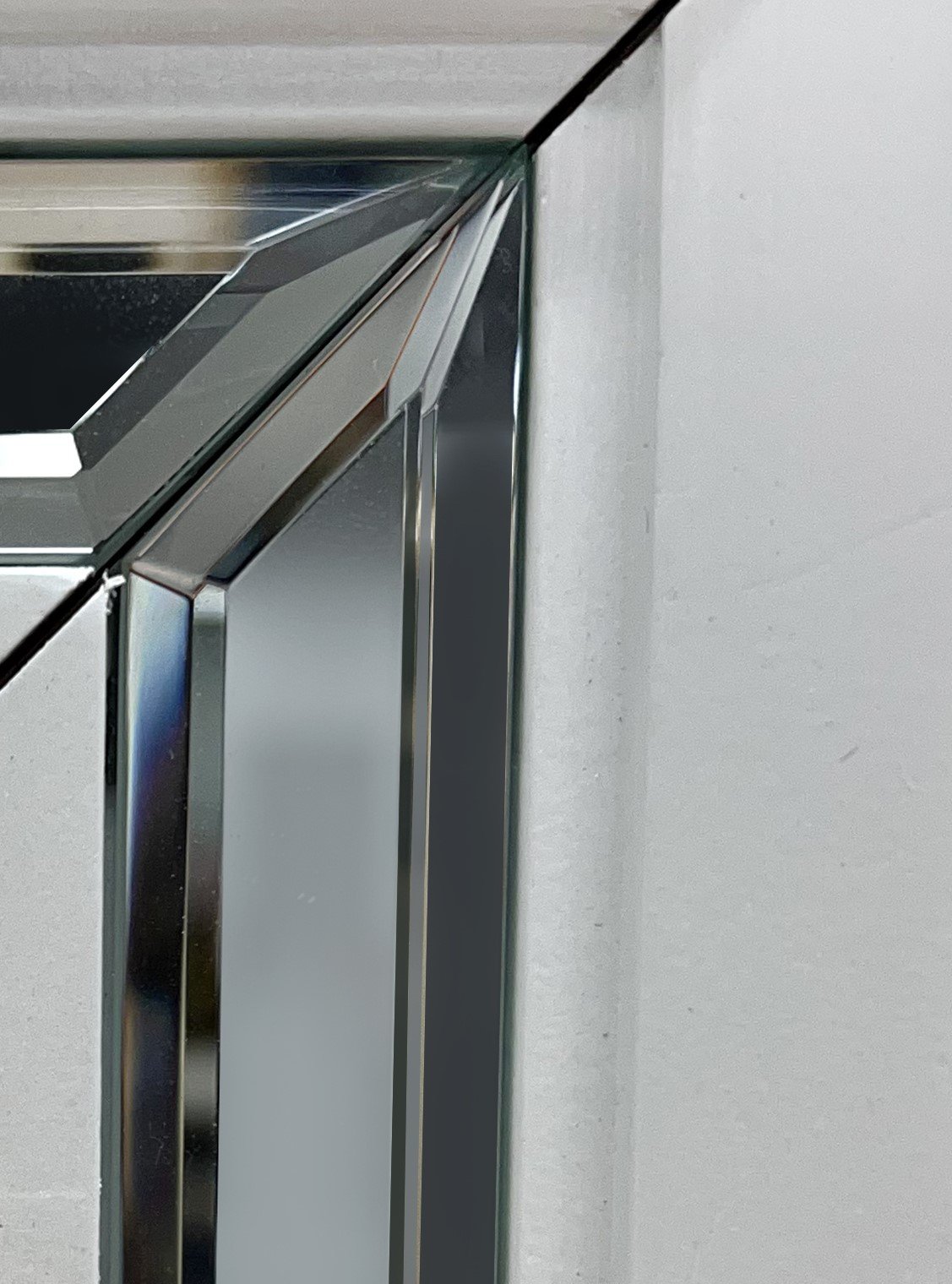 Tarian - Chest - White - Image 6