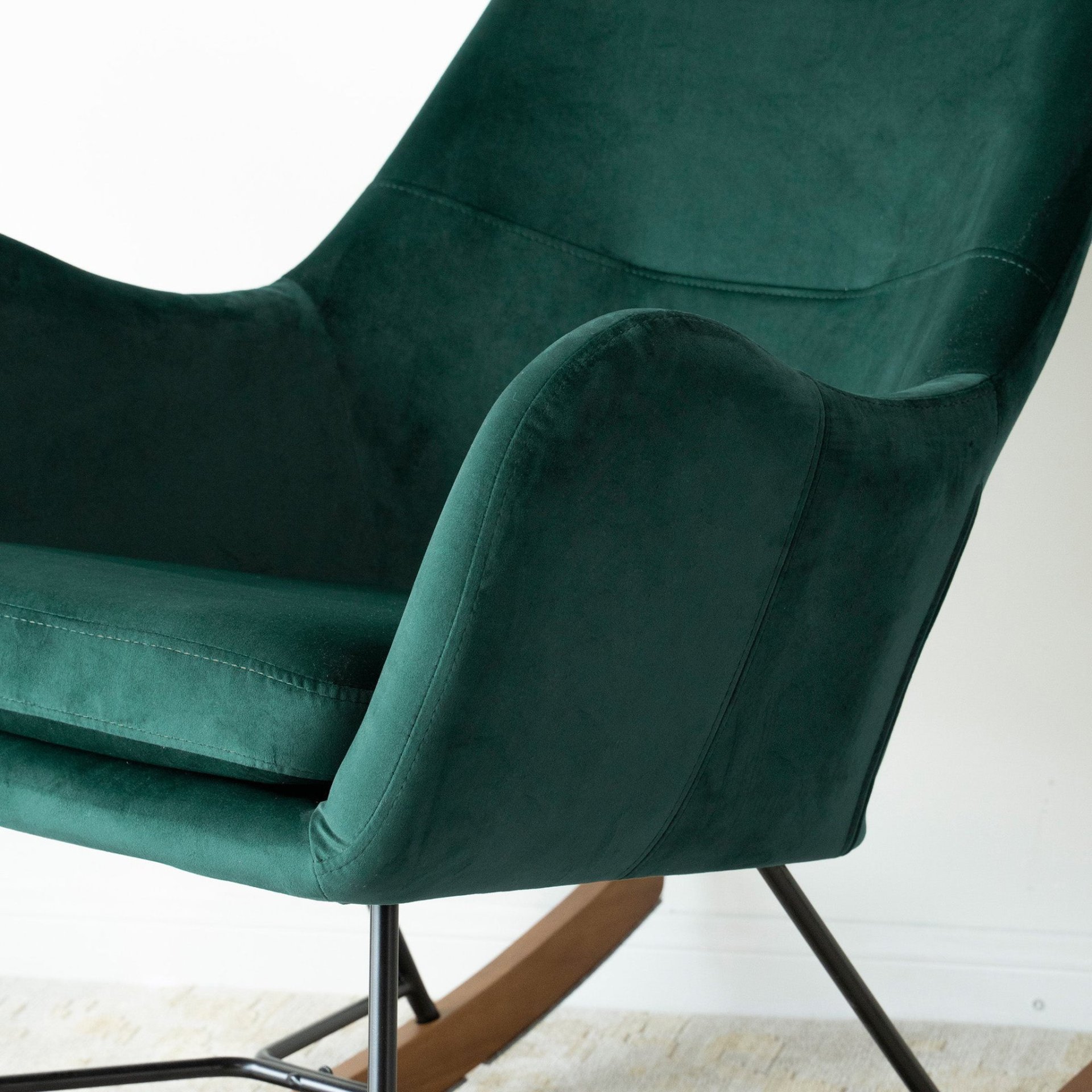 Chel - Mid-Century Modern Velvet Rocking Chair - Green - Image 5
