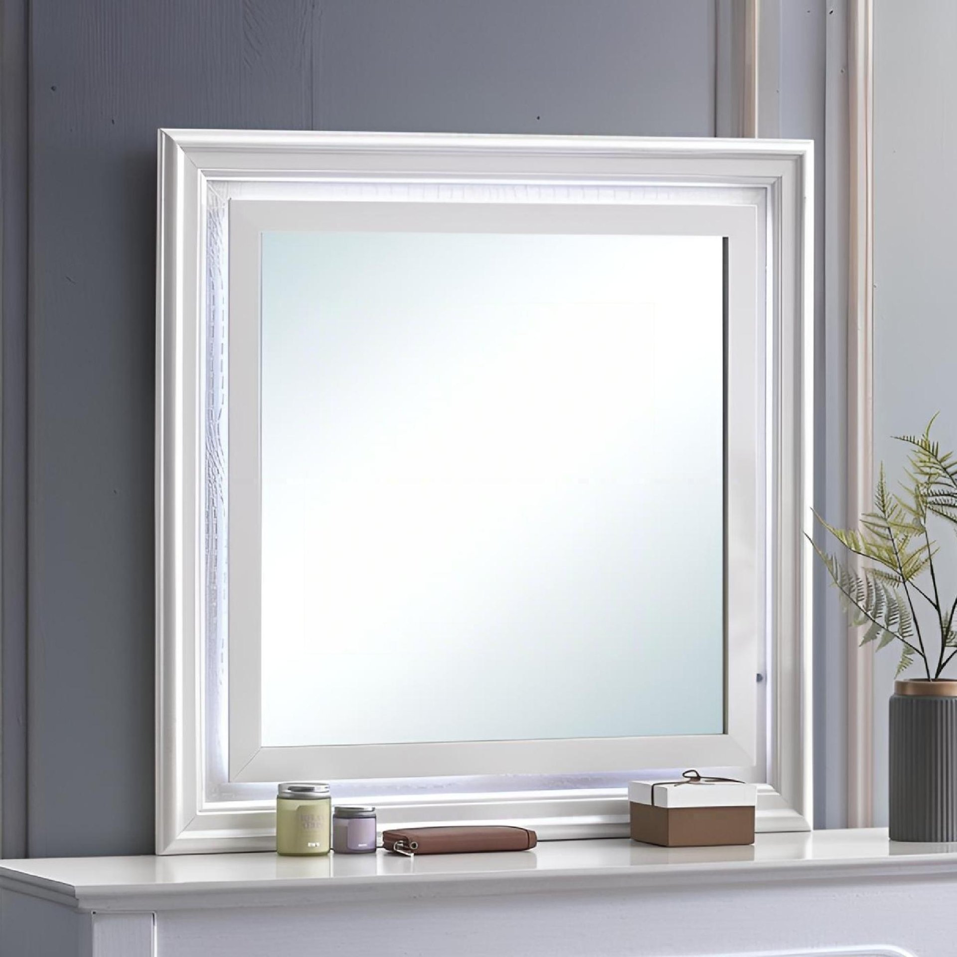 Verona - Mirror With Premium Low Distortion Glass - White - Image 2