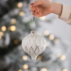 Christmas Ball Ornaments, Decorative Hanging Ball Christmas Tree Ornaments For Holiday Party Decorations (Set of 6) - White