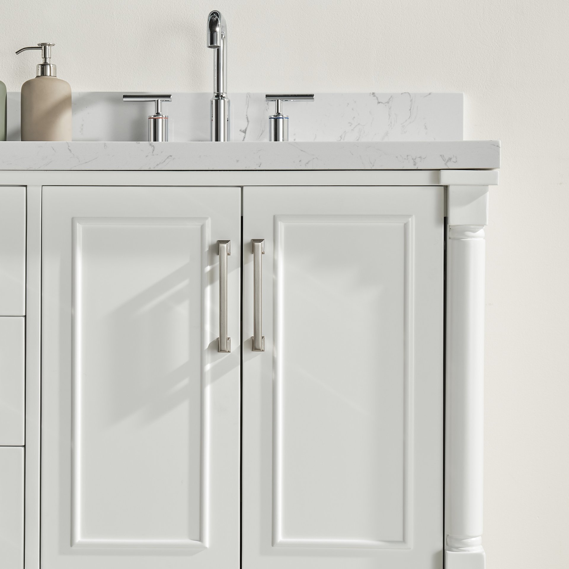 Freestanding Double Bathroom Vanity With Extra Black Handles - White - Image 15