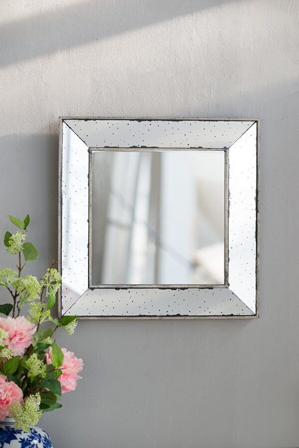 Distressed Square Accent Mirror, Traditional Style Framed Wall Mirror For Living Room, Entryway, Office, Bedroom, Hallway - Silver
