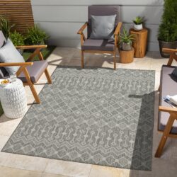 Sunshine - 7'10" X 10'3" Indoor, Outdoor, Polypropylene Area Rug - Silver