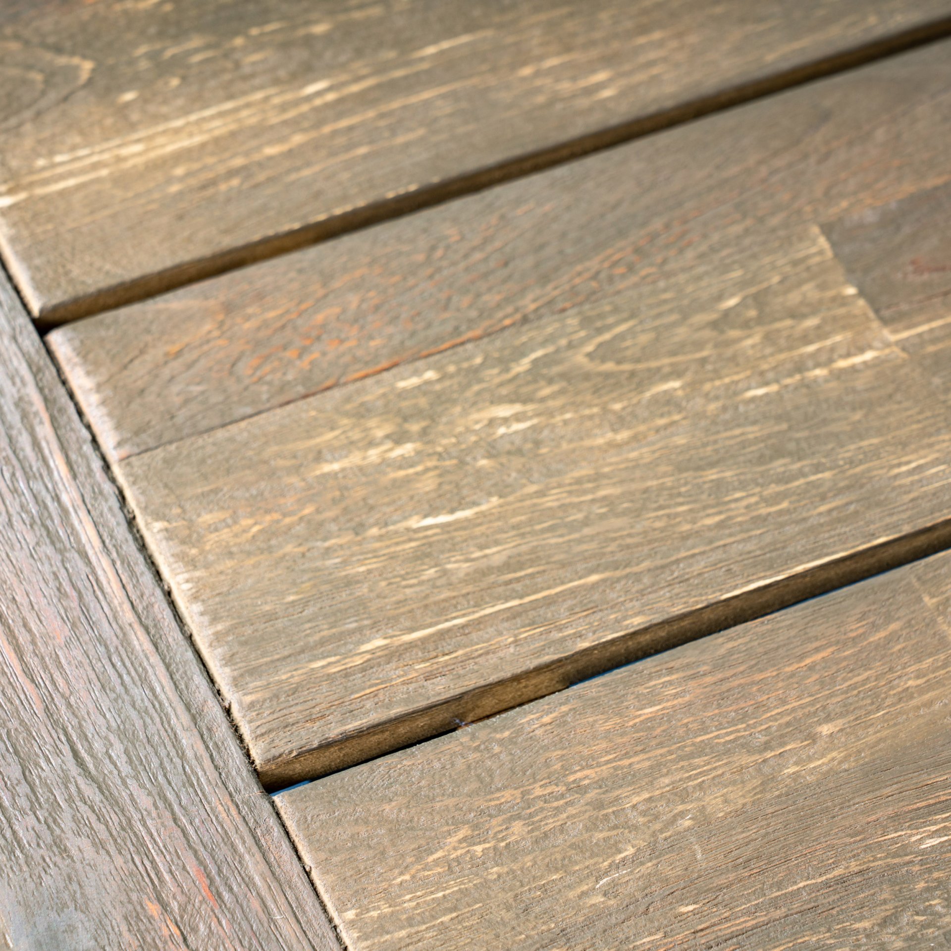 Modern Outdoor Dining Set 7 Pieces With Acacia Wood Table And Iron Chairs - Gray / Black - Image 17