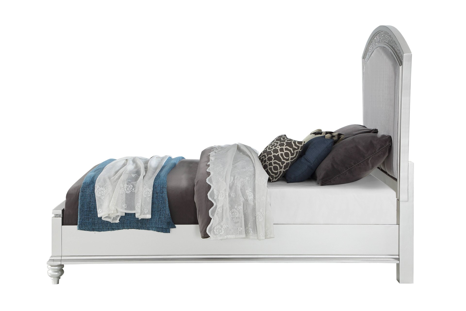 Maverick - California King Bed - Silver - Image 5