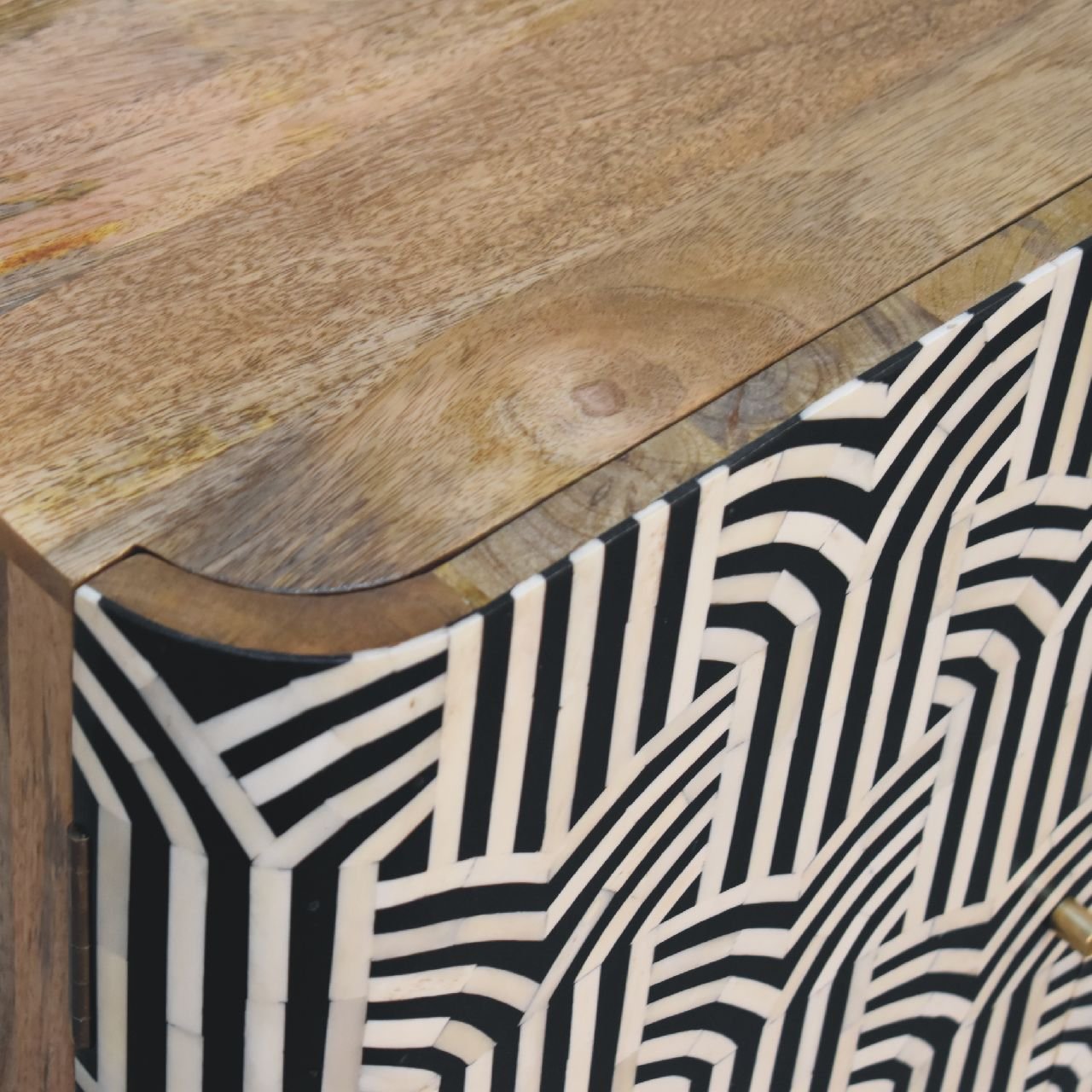 Inlay - Edessa Bone Cabinet - Black - Image 9