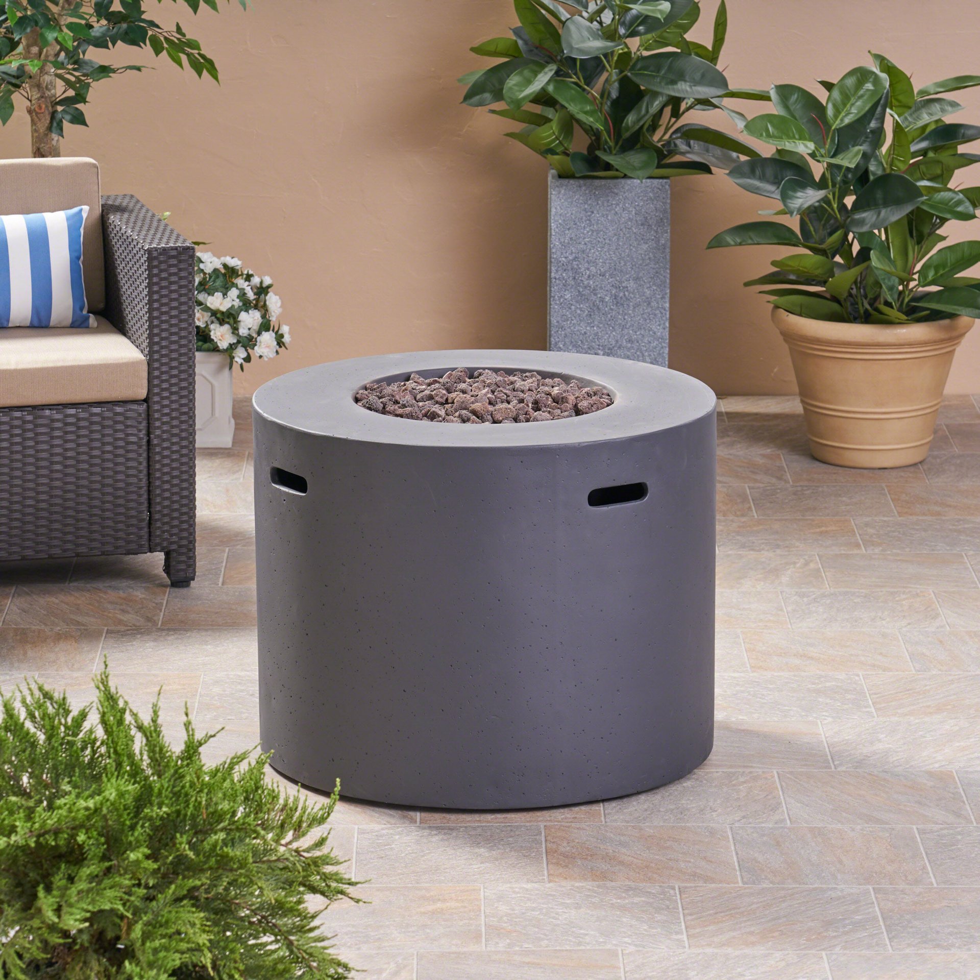 Contemporary 31" Round Fire Pit With 40, 000 Btu - Dark Gray - Image 2