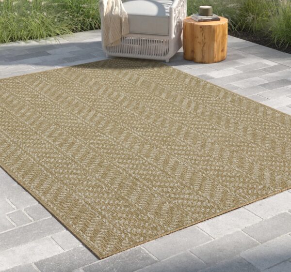 Earth - 7'10" X 10'3" Indoor, Outdoor Area Rug - White, Natural