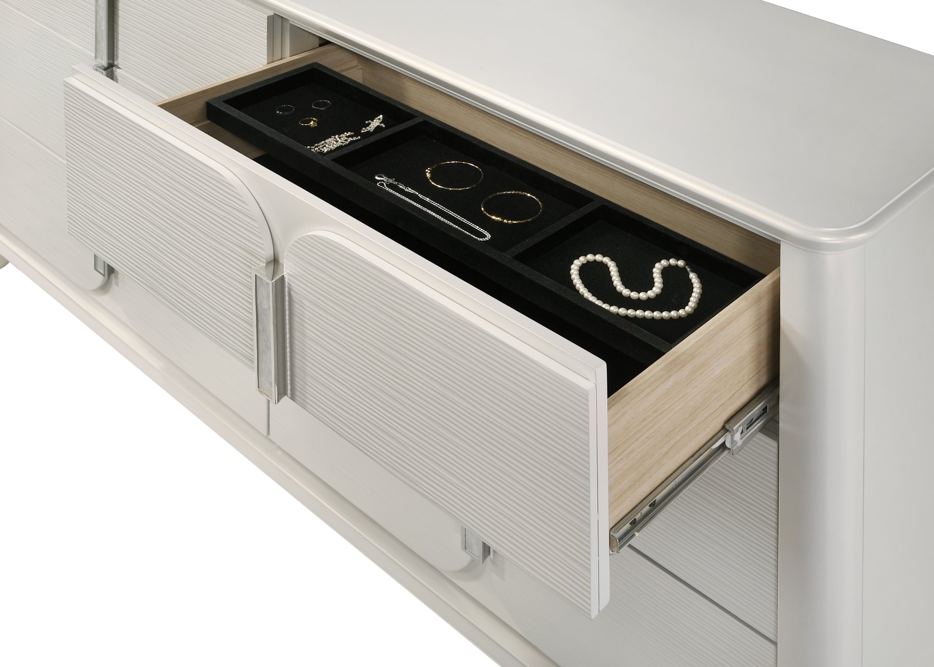 Laveda - Dresser - White - Image 7