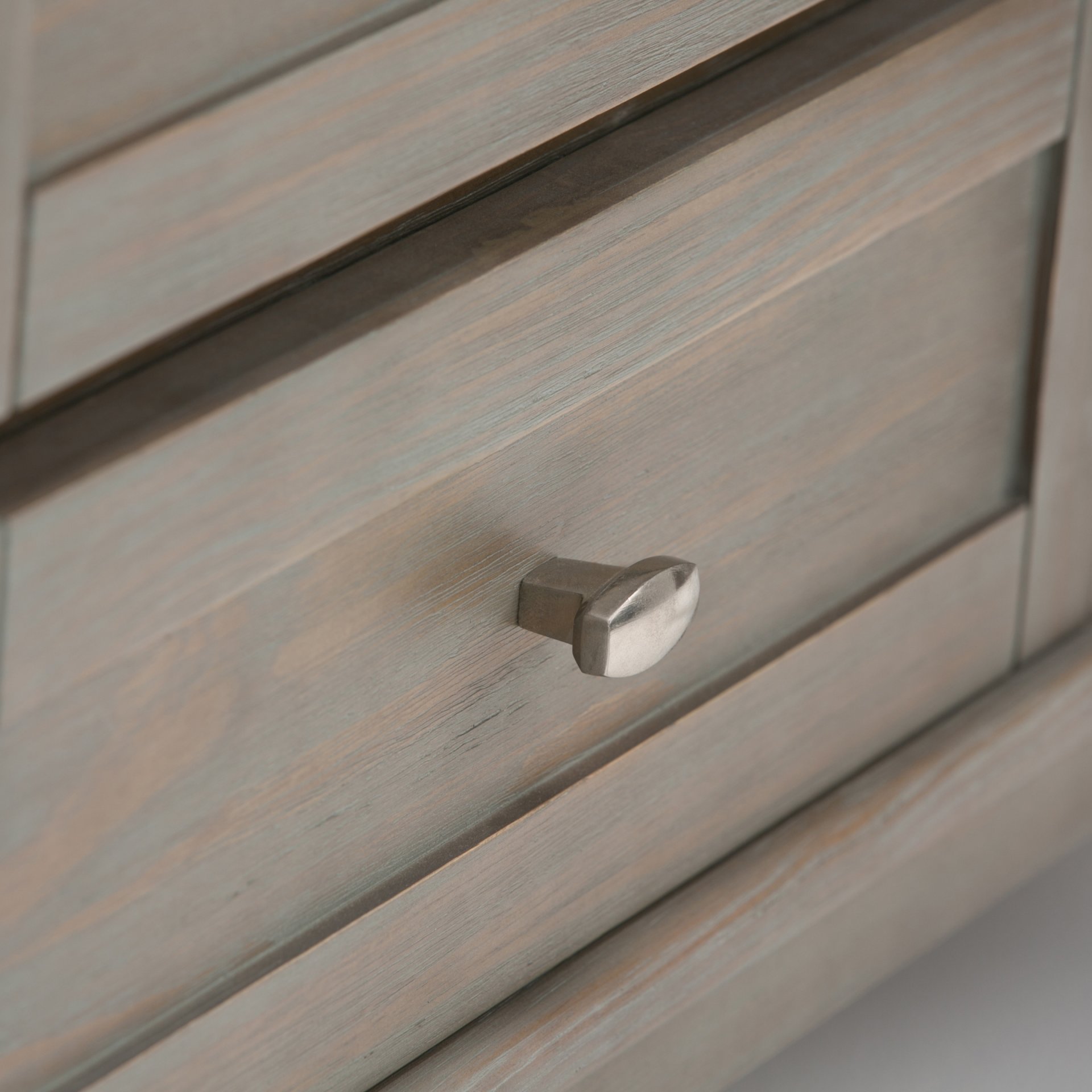 Warm Shaker - TV Media Stand - Distressed Gray - Image 9