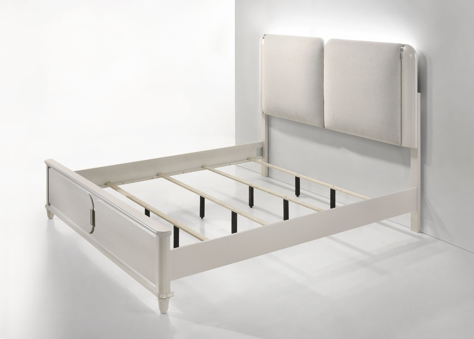 Laveda - Boucle Eastern King Bed With LED - Light Gray / White - Image 3