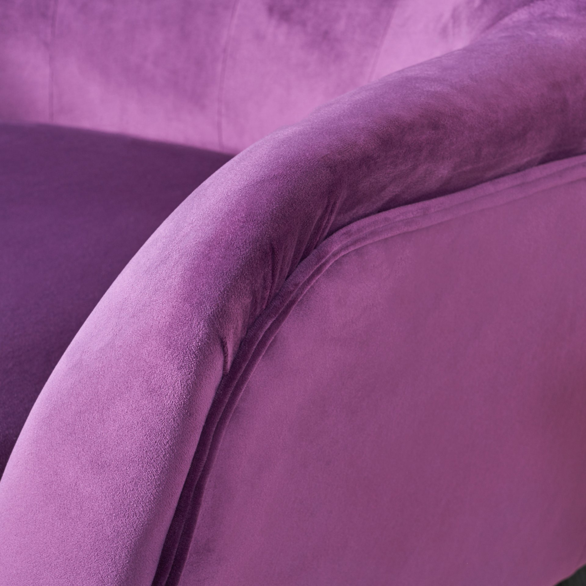 Alyssa - Velvet Arm Chair With Wingback Design - Fuchsia - Image 7
