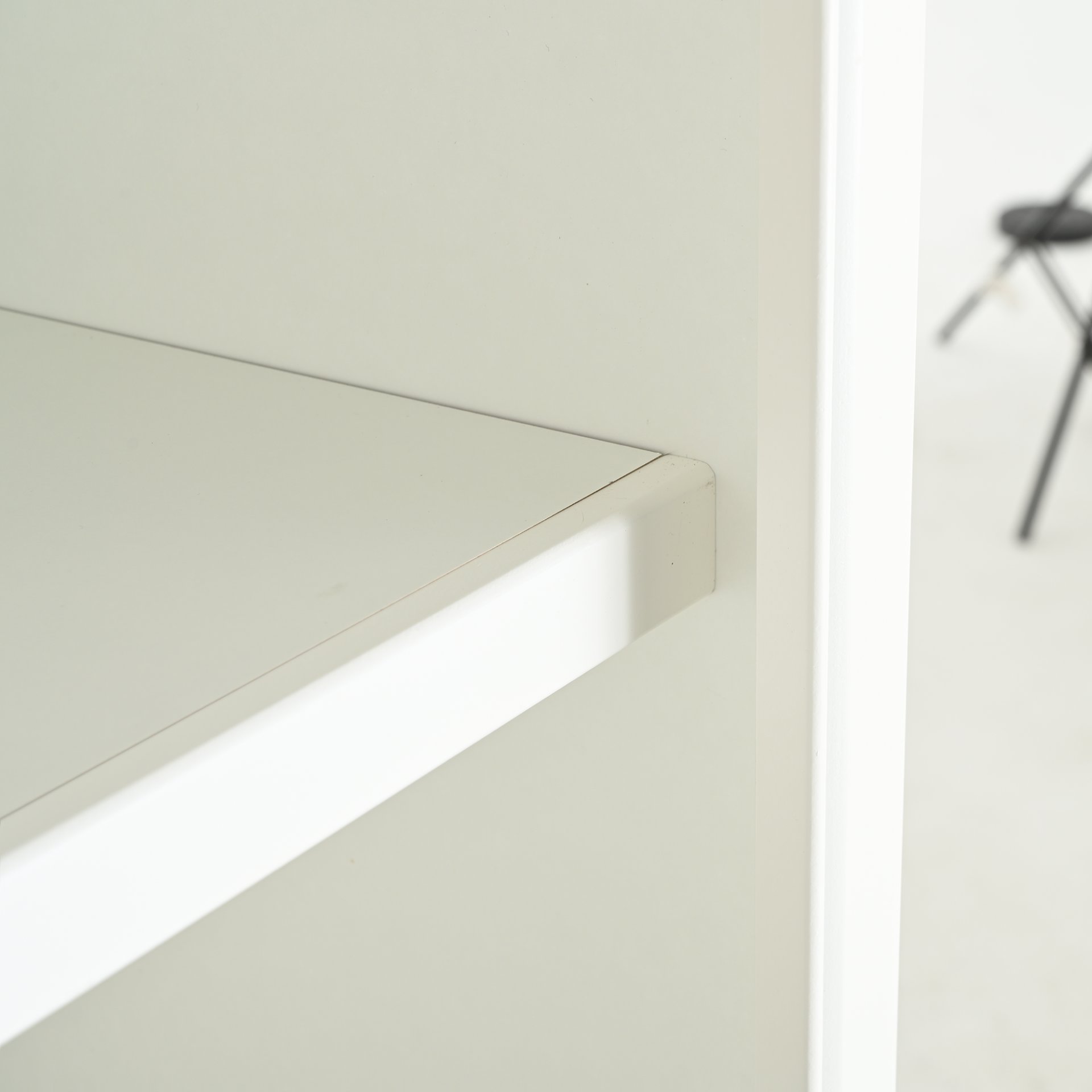 Retro Style 75'' Tall Display Shelf With Cabinet For Hallways Living Room Kitchen - White - Image 18