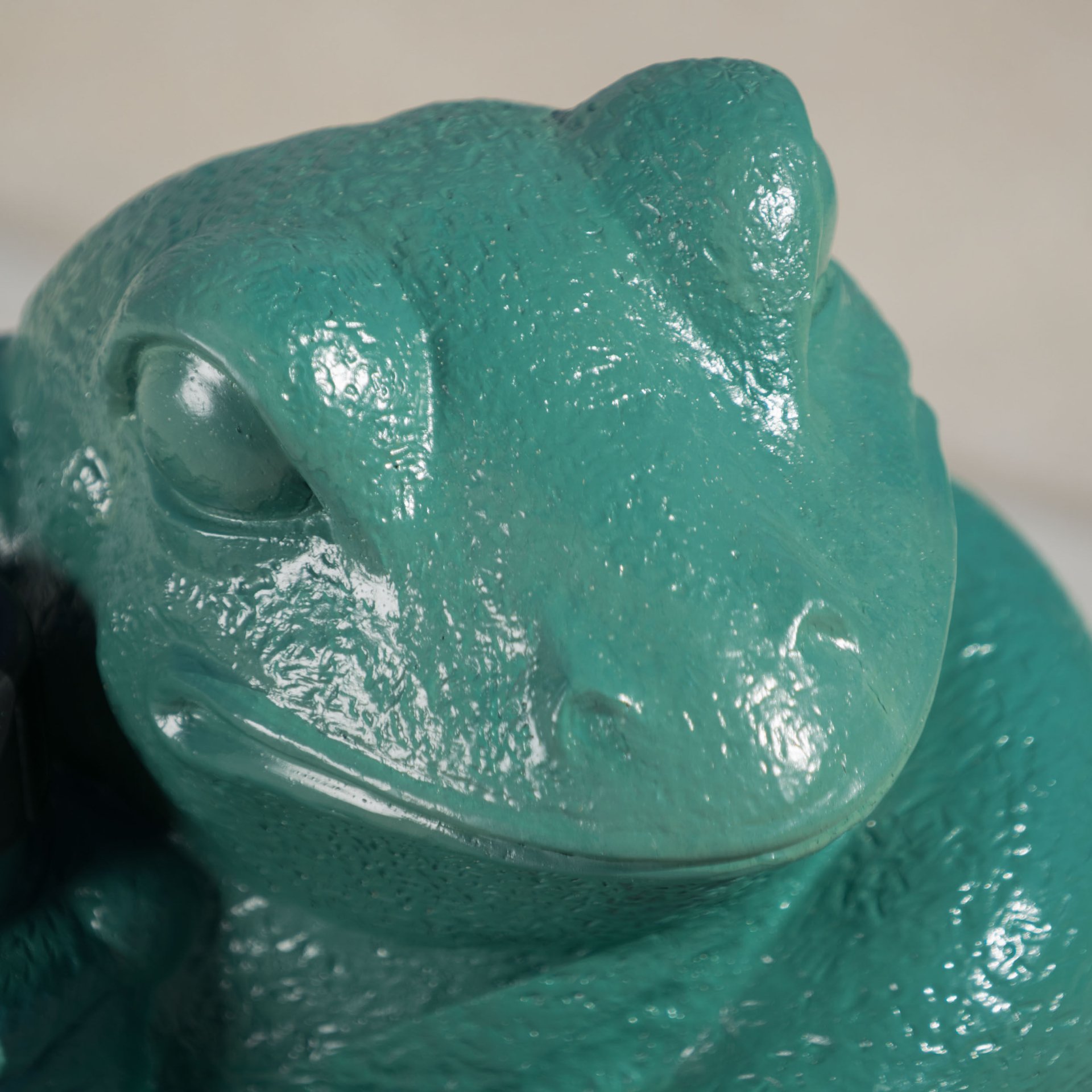 Whimsical - Frog Neptune Umbrella Base Concrete - Green - Image 21