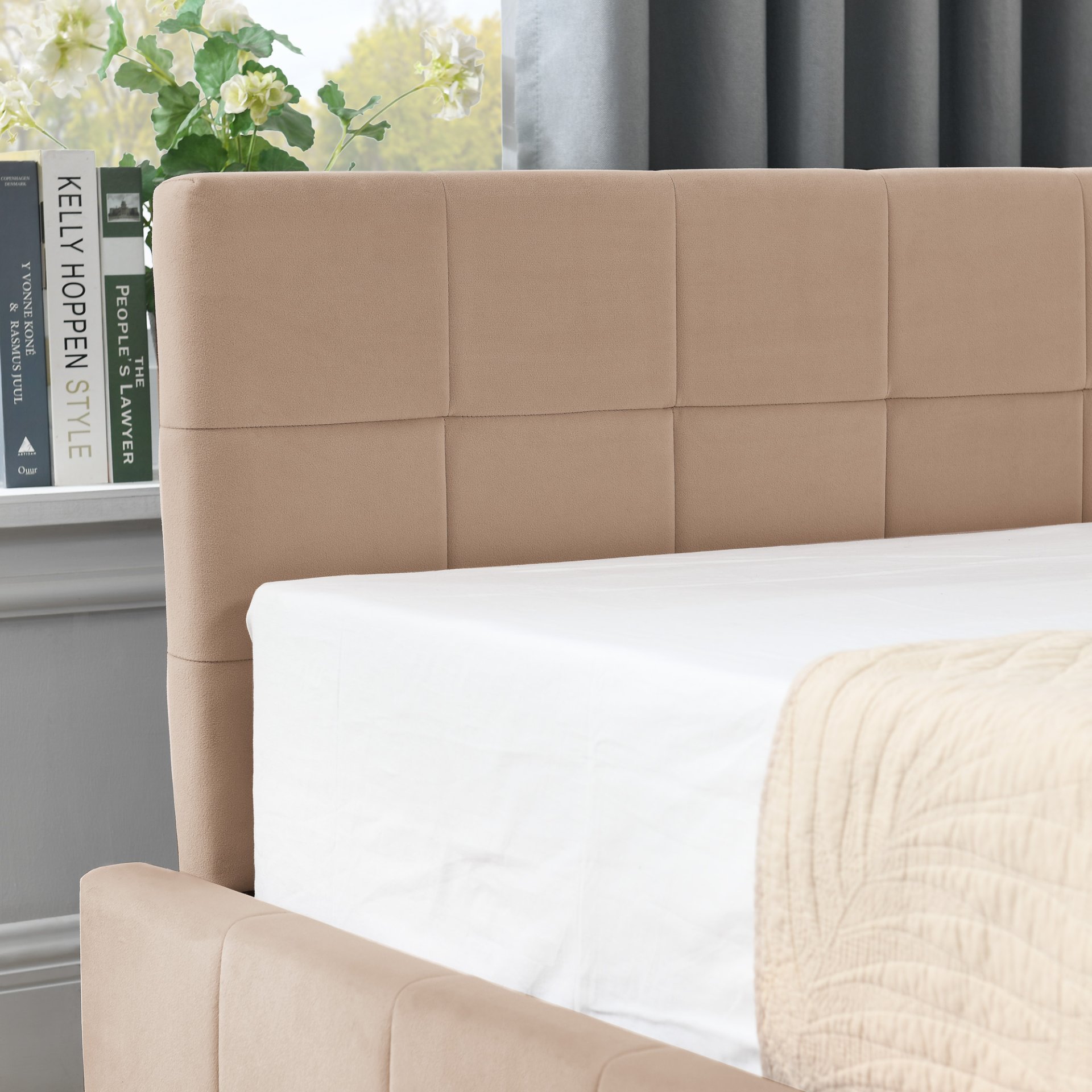 Mid Century Upholstered Tufted Full Size Storage Bed Frame With Backrest And Armrests - Pink - Image 9