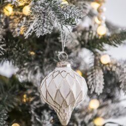 Christmas Ball Ornaments, Glass Decorative Hanging Ball Christmas Tree Ornaments, For Holiday Decorations (Set of 6) - White