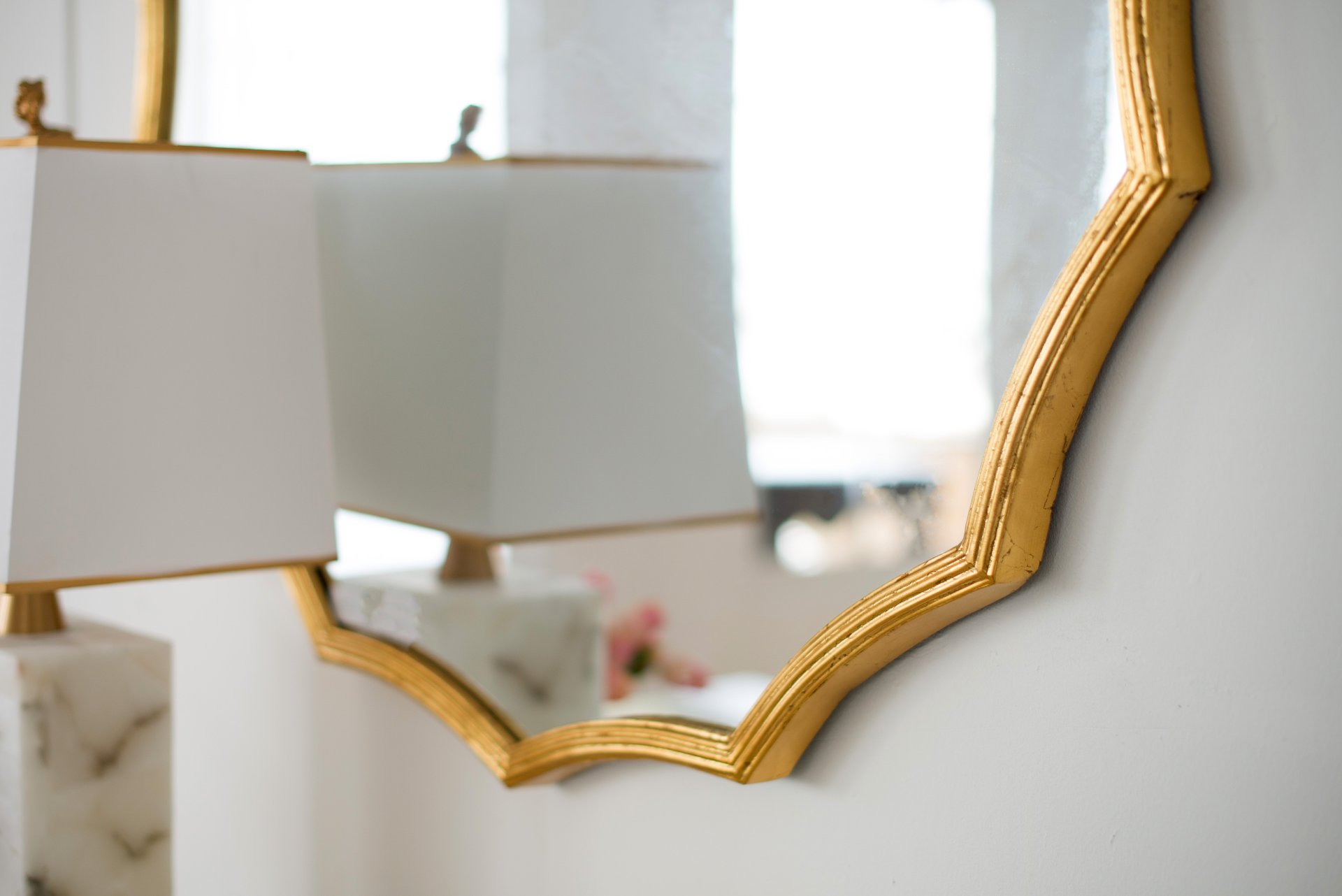 Round Sunburst Wall Mirror With, Wall Decor Mirror For Entryway Bedroom Living Room - Gold - Image 9