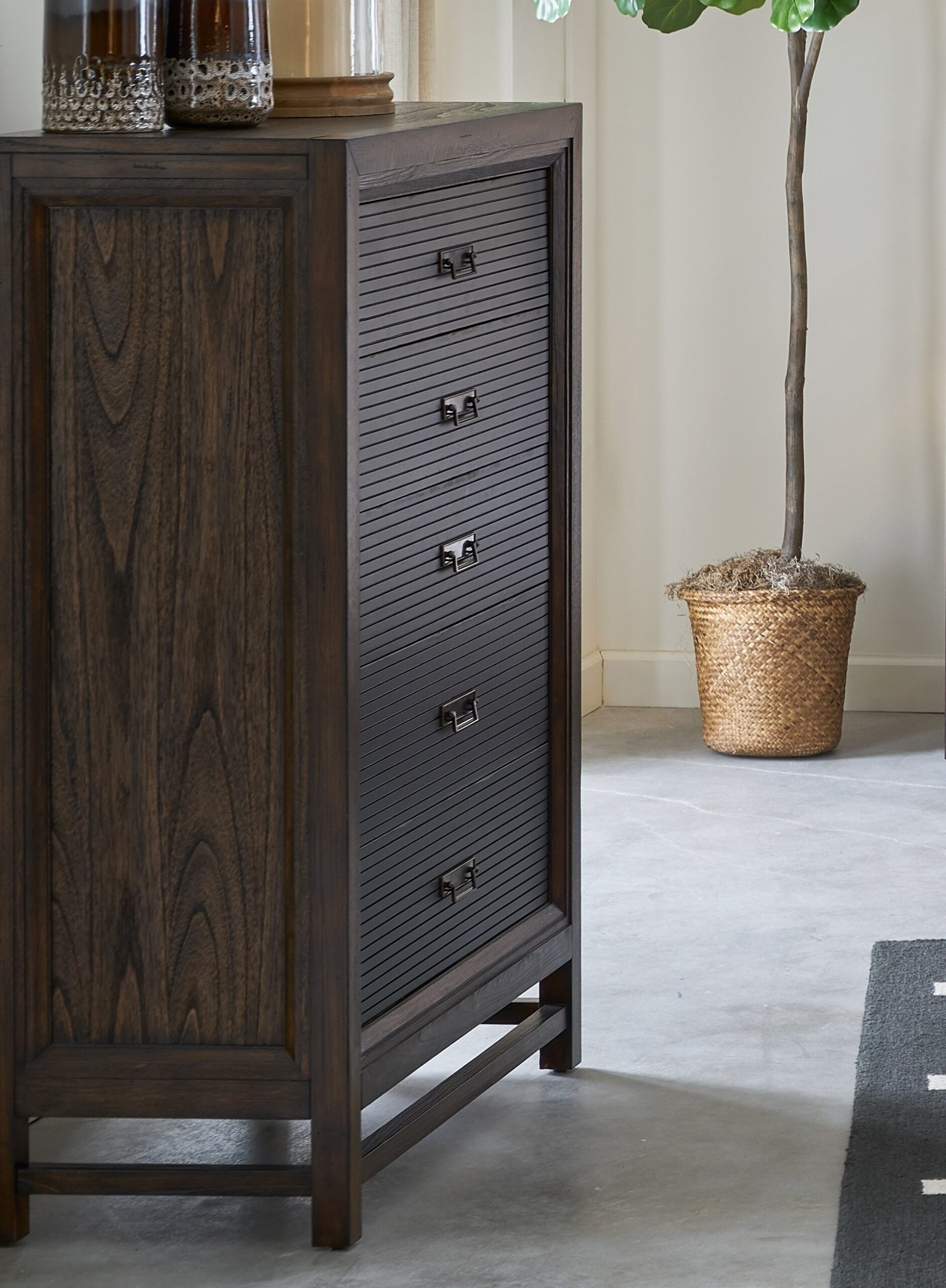 Branson - 5 Drawer Chest, Two Tone - Brown - Image 4