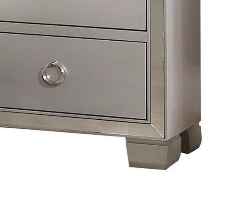 Voeville II - Nightstand - Silver - Image 4