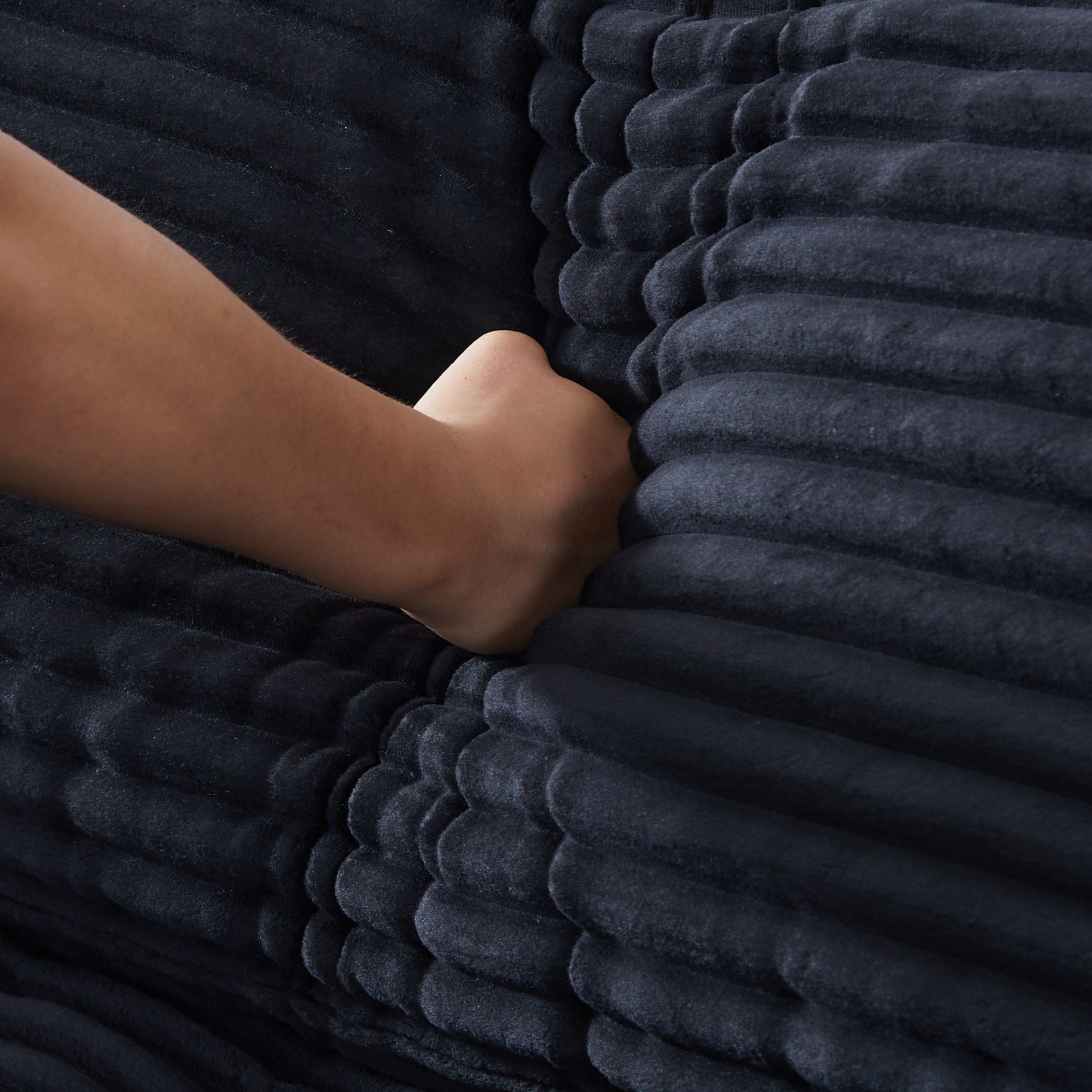 2 Throw Pillows, Four Backrests, Opening Up A New Style For The Living Room's Casual Area - Black - Image 7