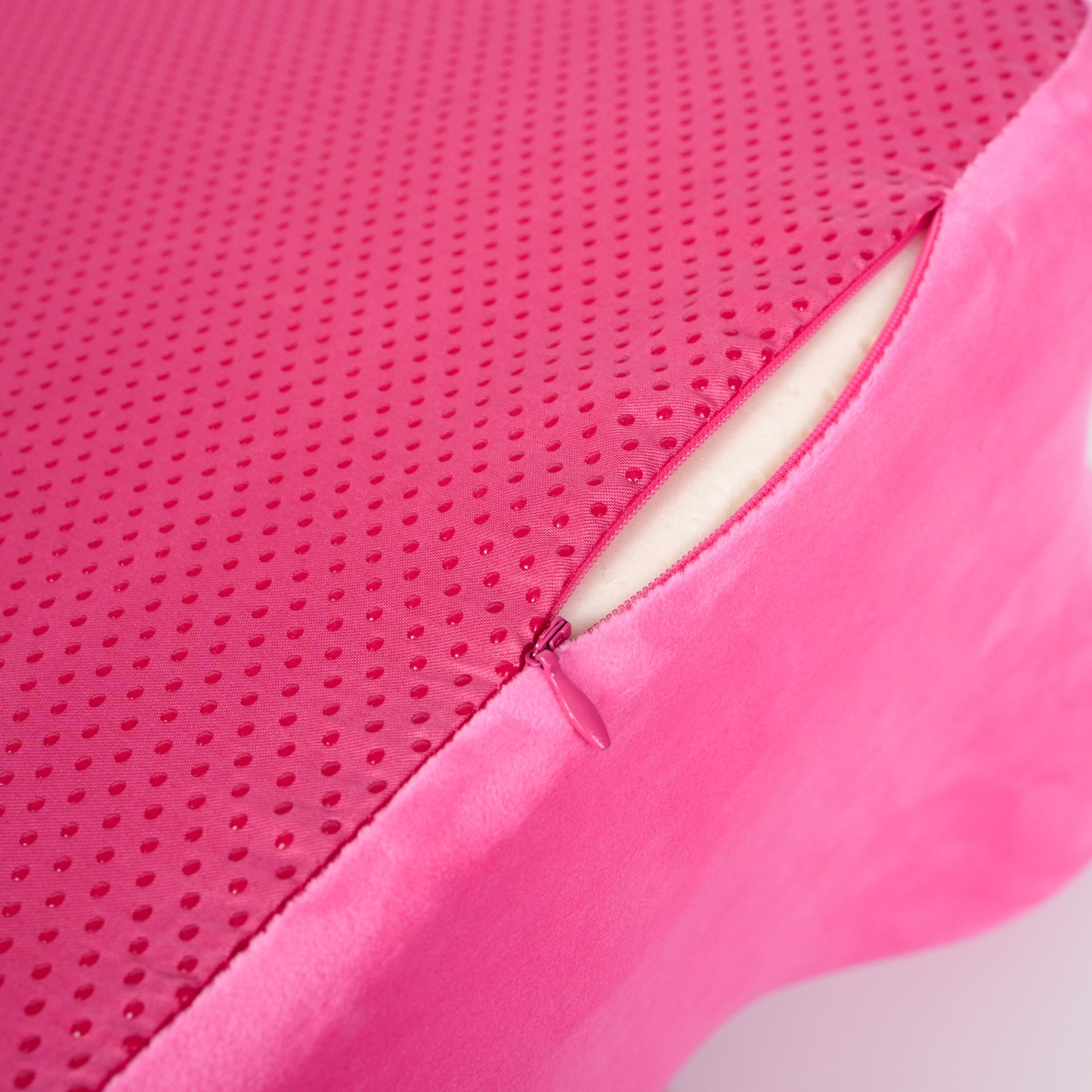 Ergonomic Spinal Posture Support Bed Pillow - Pink - Image 11
