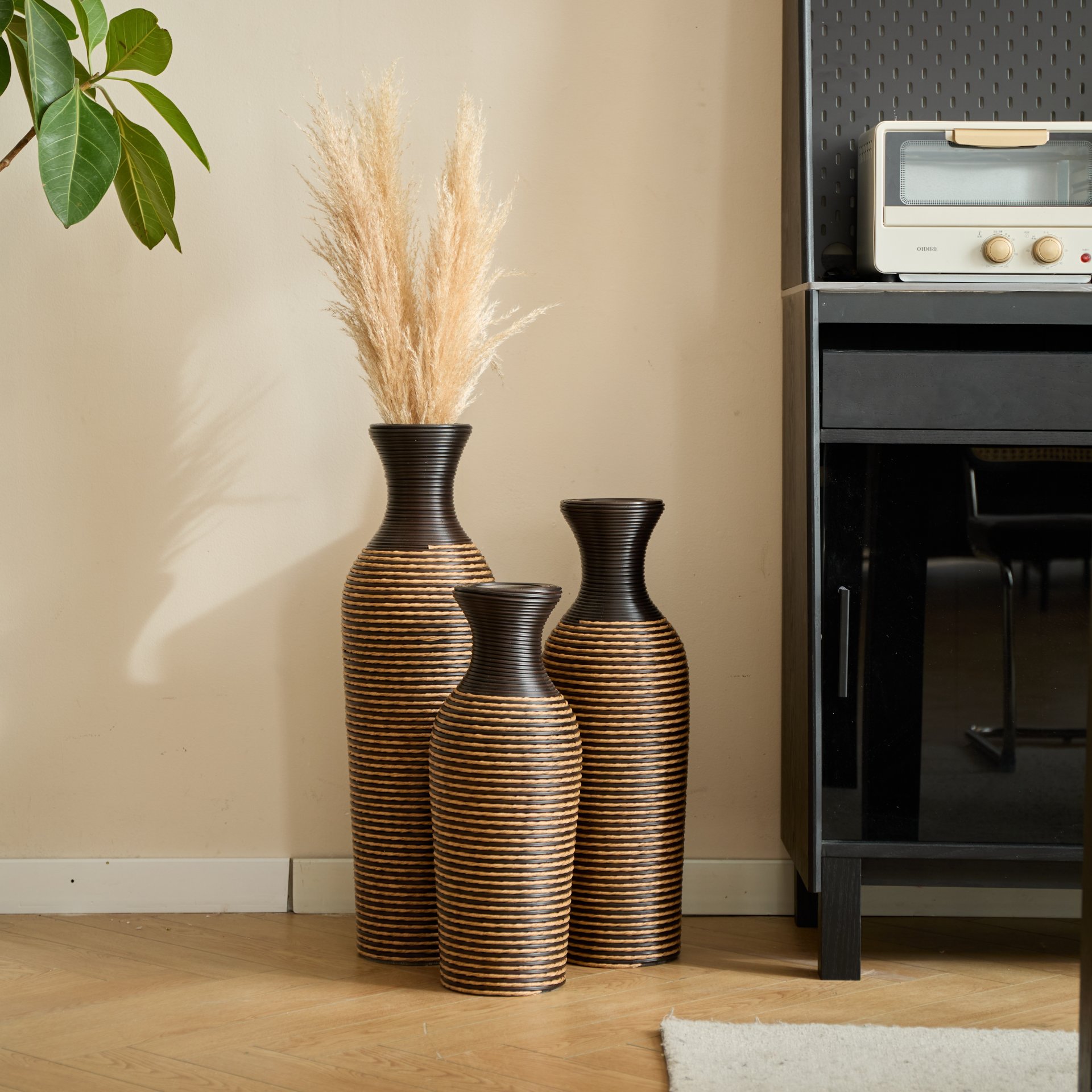 3 Piece Set Of Decorative Floor Vases, Classic And Neat Floor Vases With High Independent Flower Racks, Artificial Vine Vases, Home Decoration Flower Racks - Beige / Black - Image 11