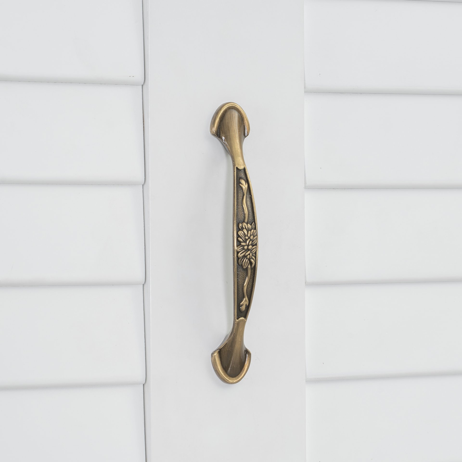 Queen Size Murphy Bed With Louvered Design And Multiple Storage Shelves - White - Image 7