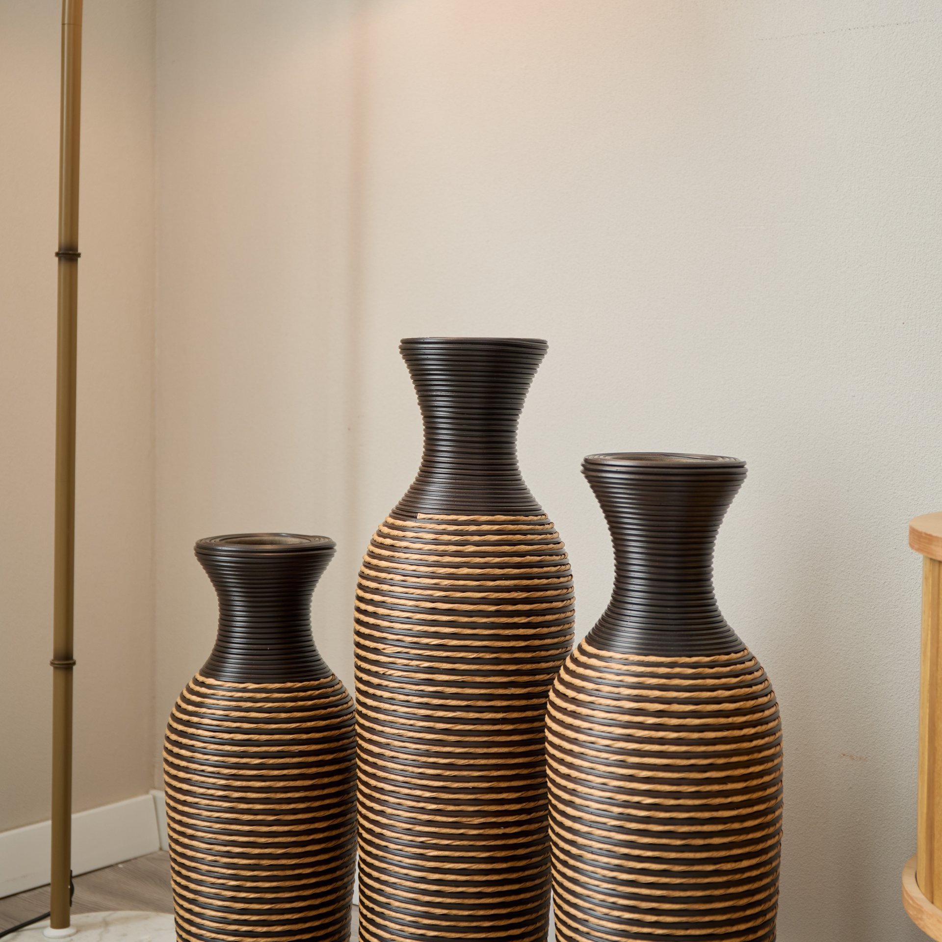 3 Piece Set Of Decorative Floor Vases, Classic And Neat Floor Vases With High Independent Flower Racks, Artificial Vine Vases, Home Decoration Flower Racks - Beige / Black - Image 19